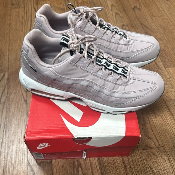 Nike Air Max 95 SE
